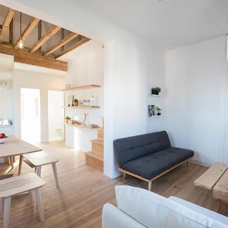 Historical Santos Iv Apartment *
